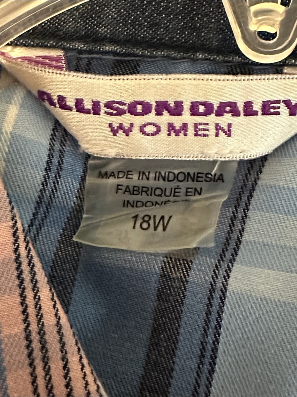 Alison Daley Women’s 18W Blue & Pink Plaid Button-Front Blouse - Picture 11 of 13